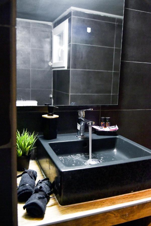 Home Plus Psirri Apartment Афіни Екстер'єр фото