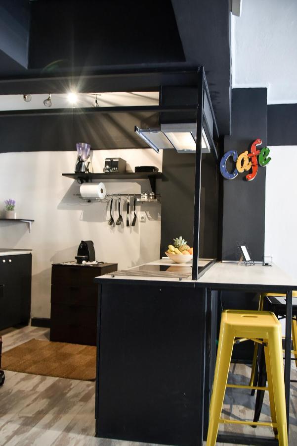 Home Plus Psirri Apartment Афіни Екстер'єр фото
