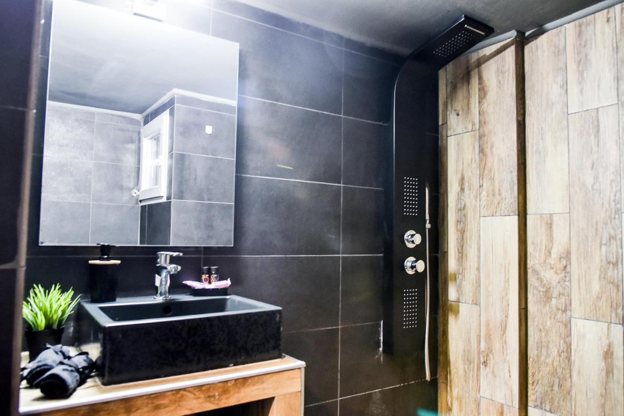 Home Plus Psirri Apartment Афіни Екстер'єр фото