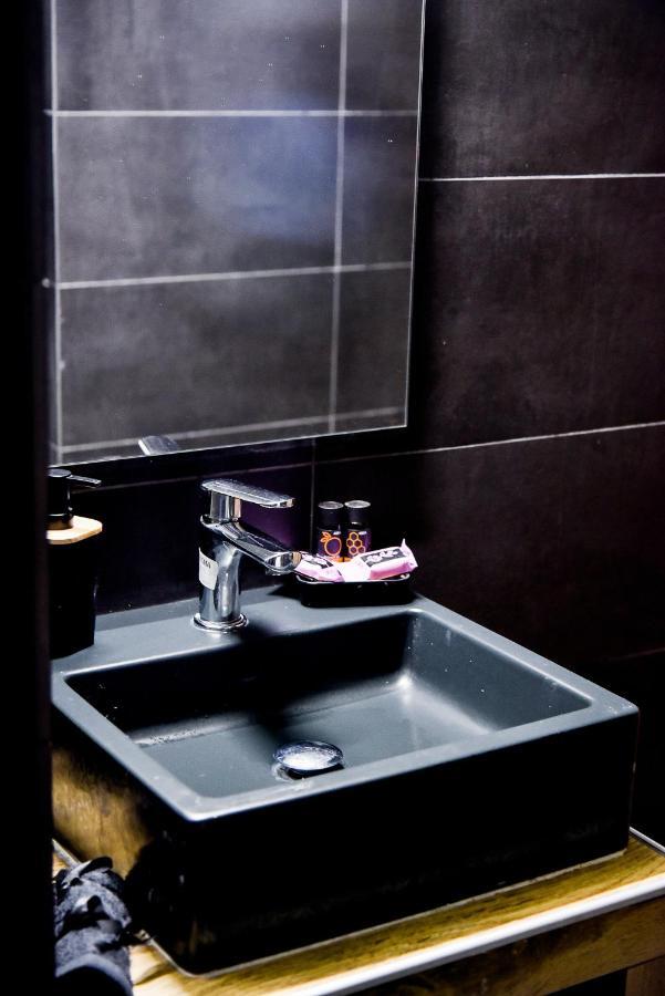 Home Plus Psirri Apartment Афіни Екстер'єр фото